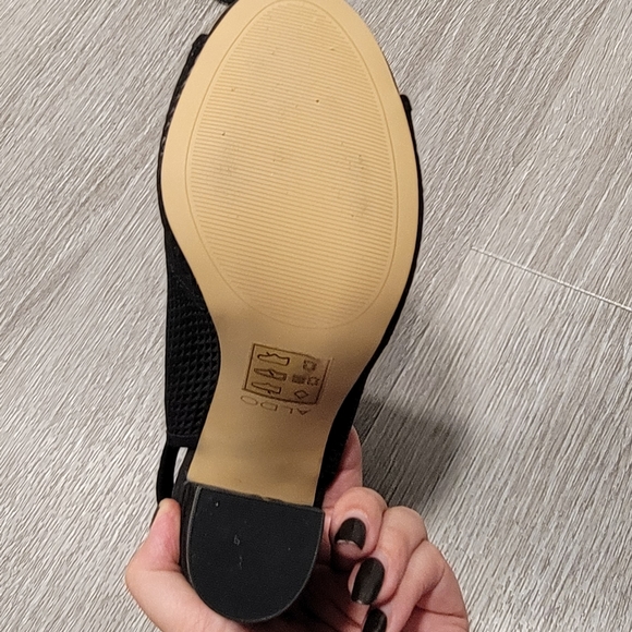 Chunky heel - Picture 3 of 3